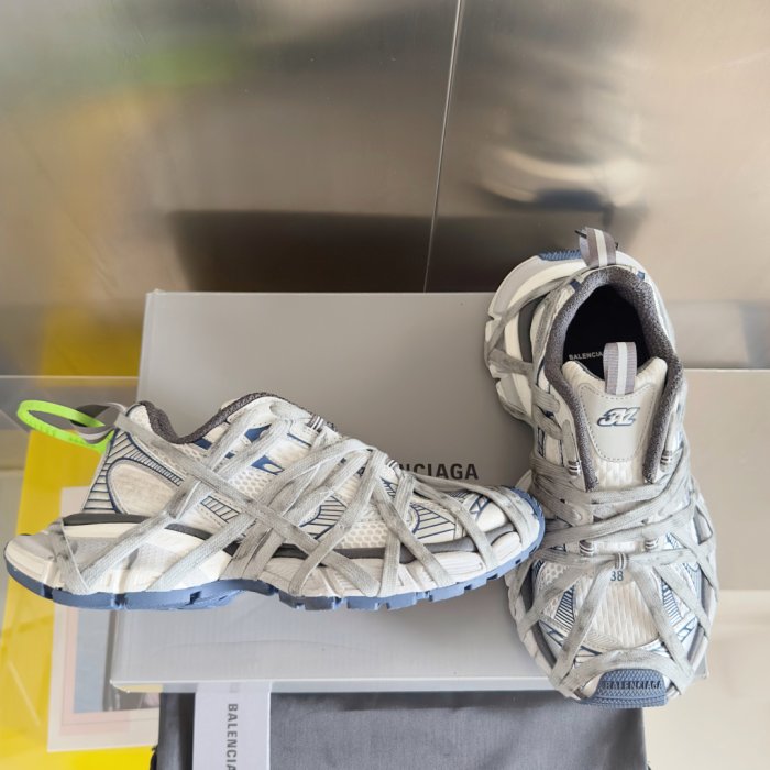 Кроссовки Balenciaga 3XL Extreme Lace фото 2