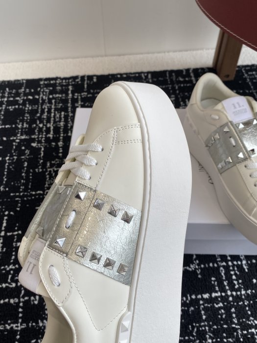 Кроссовки женские фото 5