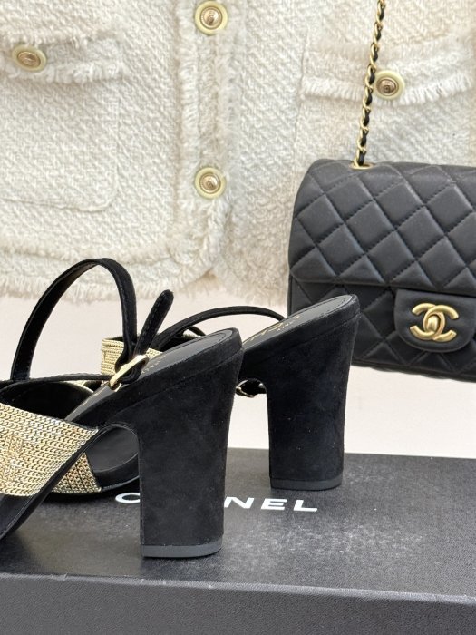 Босоножки фото 6