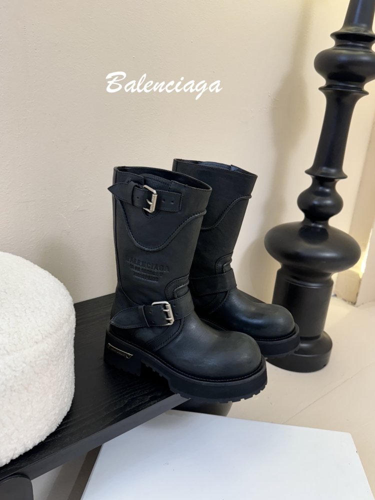 Чоботи жіночі фото 2