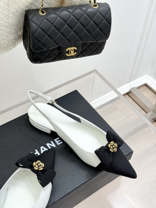 Босоножки фото 5