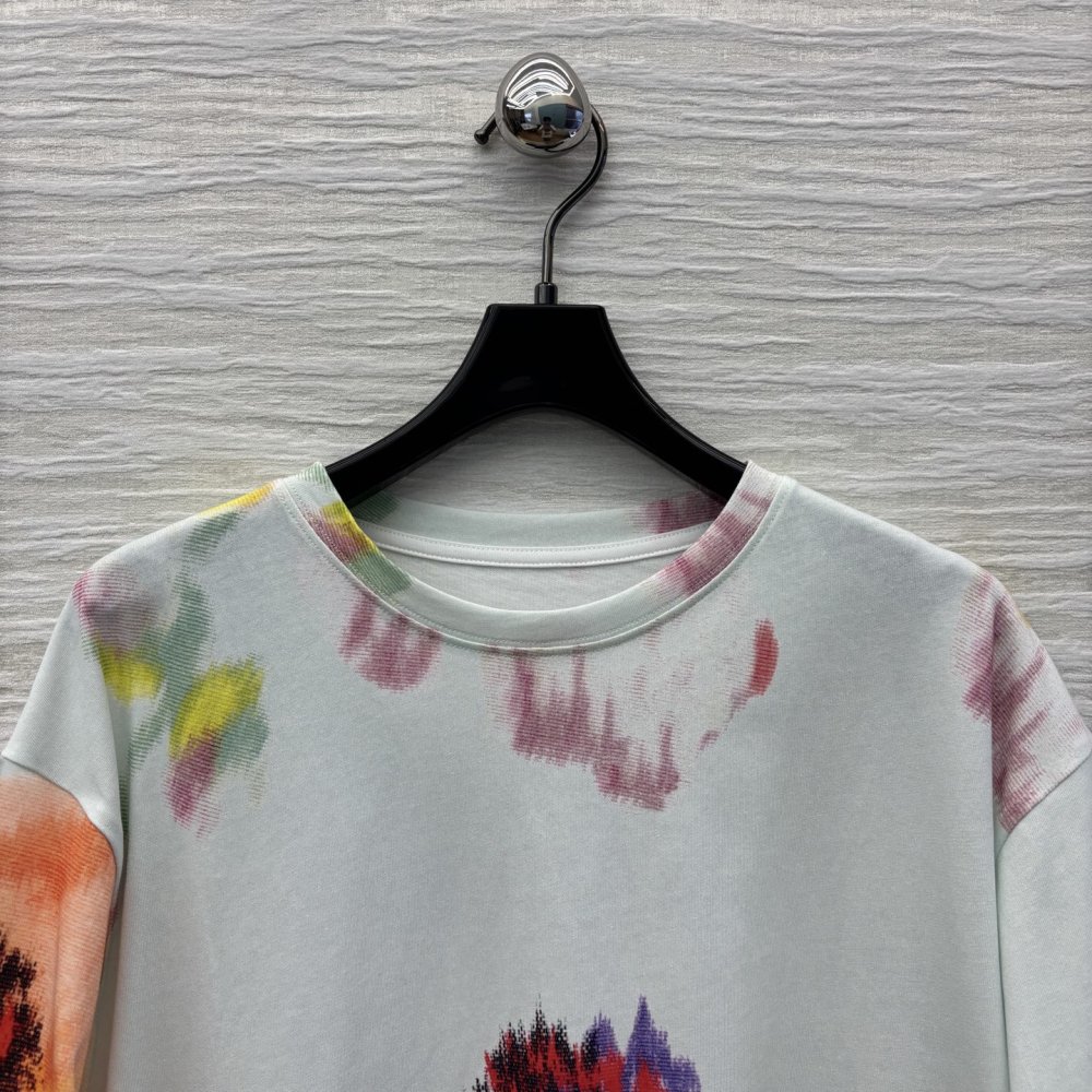 Футболка жіноча фото 3