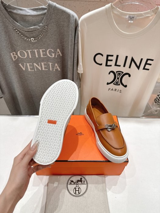 Лоферы женские фото 9