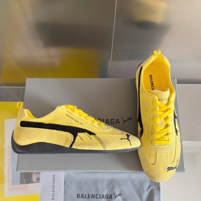 Кроссовки Balenciaga PUMA Ultrasoft Speedcat фото 2