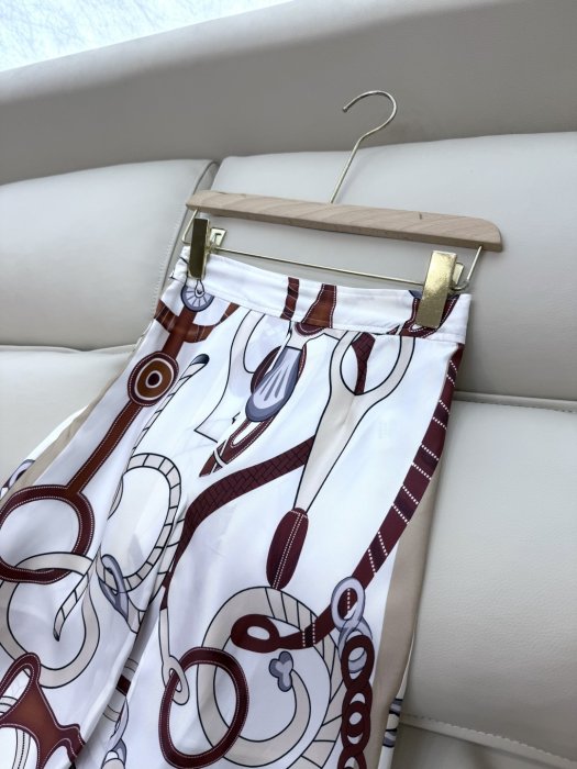 Костюм жіночий фото 7