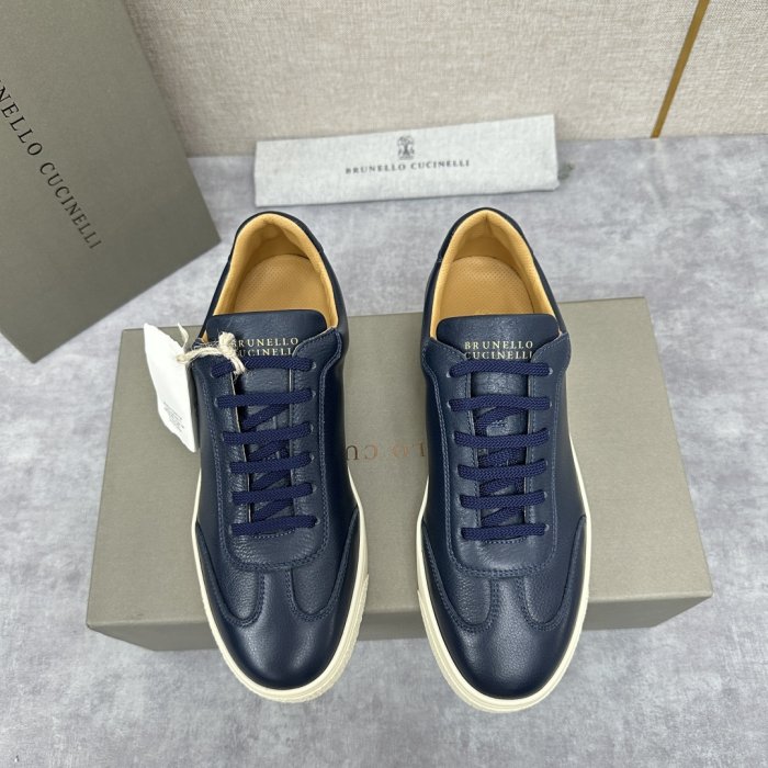 Sneakers men's