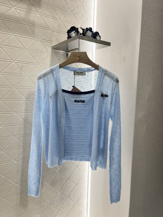 Кофта женская