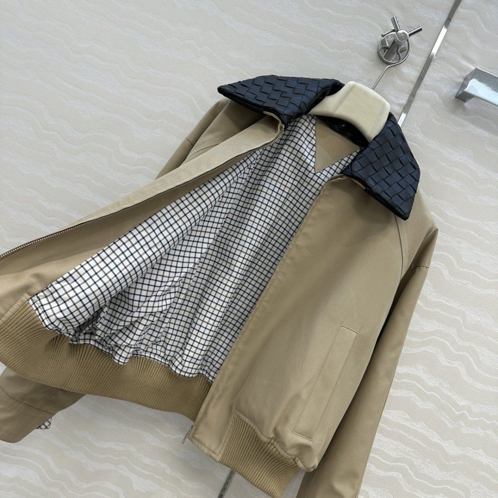 Куртка шкіряна жіноча фото 6