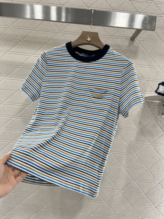 Футболка женская фото 5