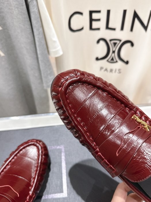 Мокасины кожаные женские фото 8