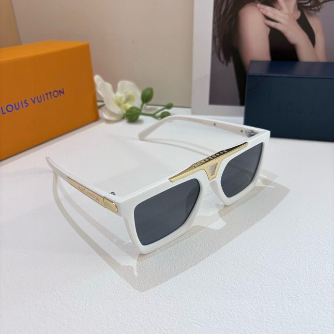 Окуляри сонцезахисні фото 5