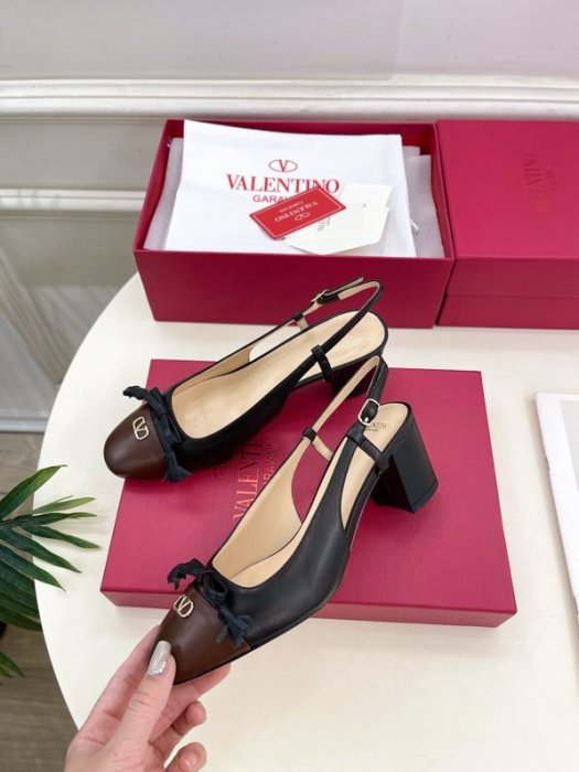 Босоножки VALET DU ROI фото 9