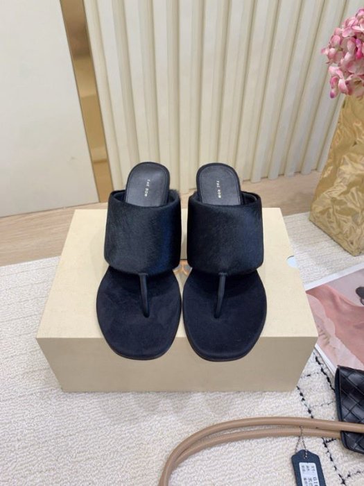 Босоножки фото 2