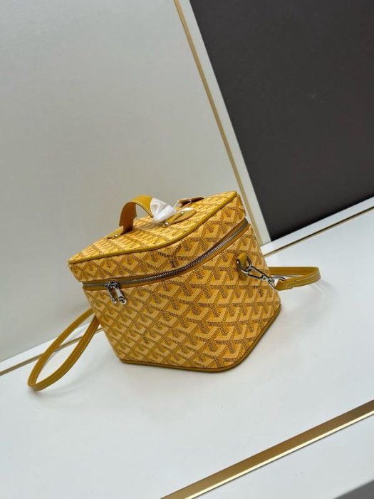 Сумка косметичка женская Goyard Vanity muse 21 см