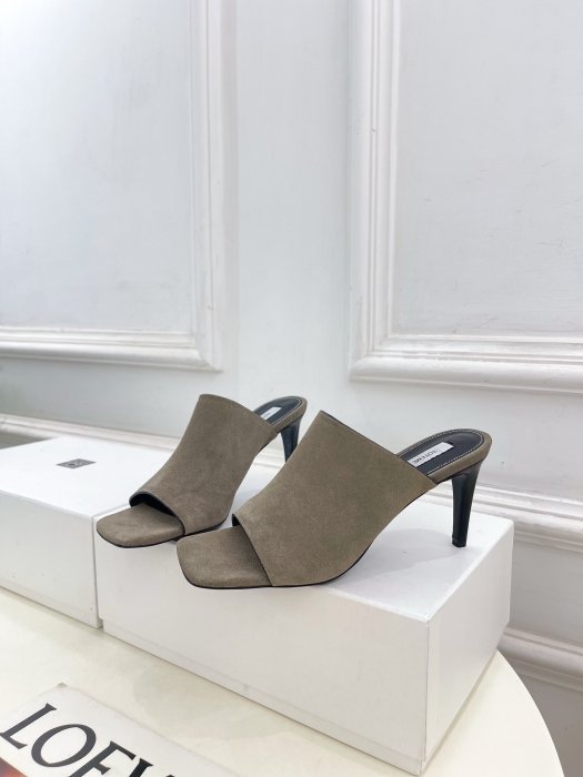 Босоножки фото 3