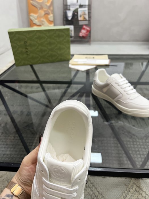 Кросівки чоловічі фото 7