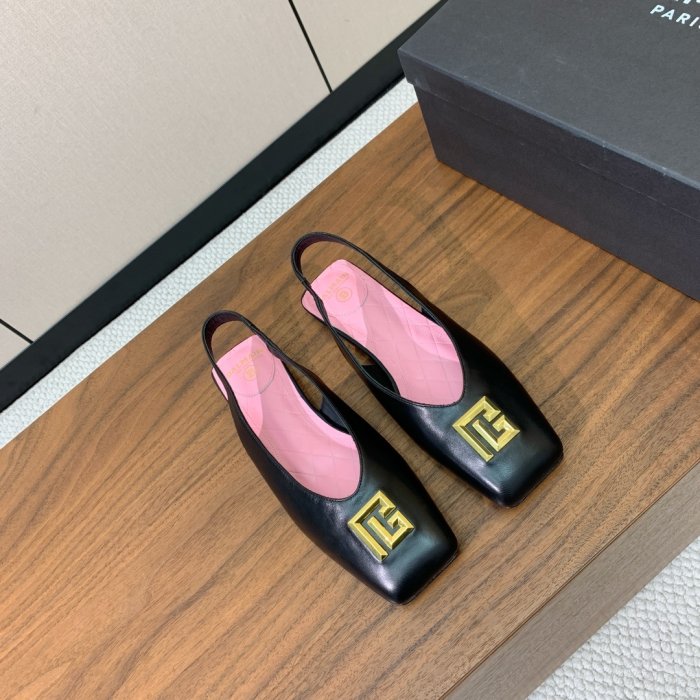 Босоножки фото 3