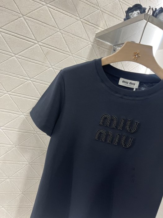 Футболка жіноча фото 6