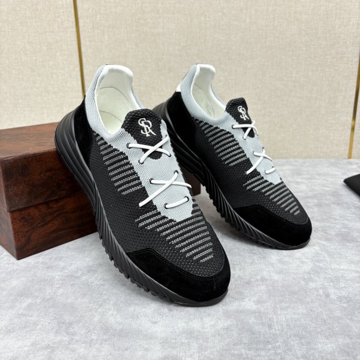 Кросівки фото 2