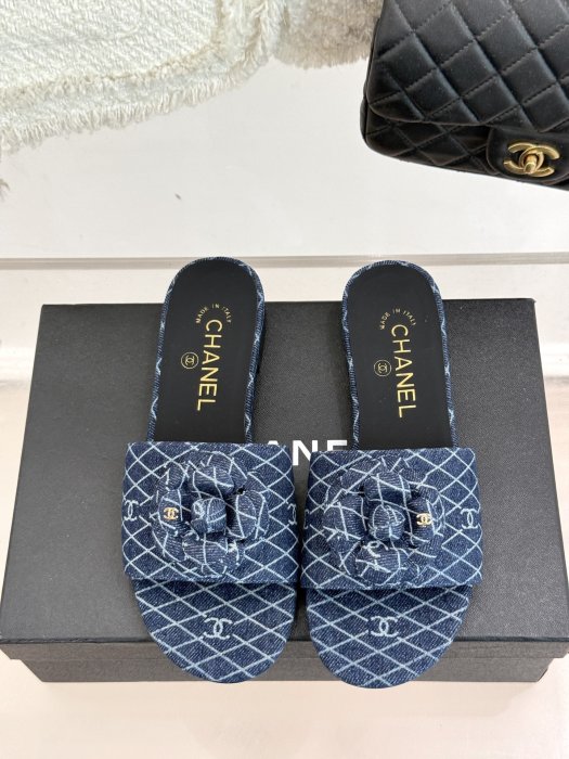 Шлепанцы фото 4