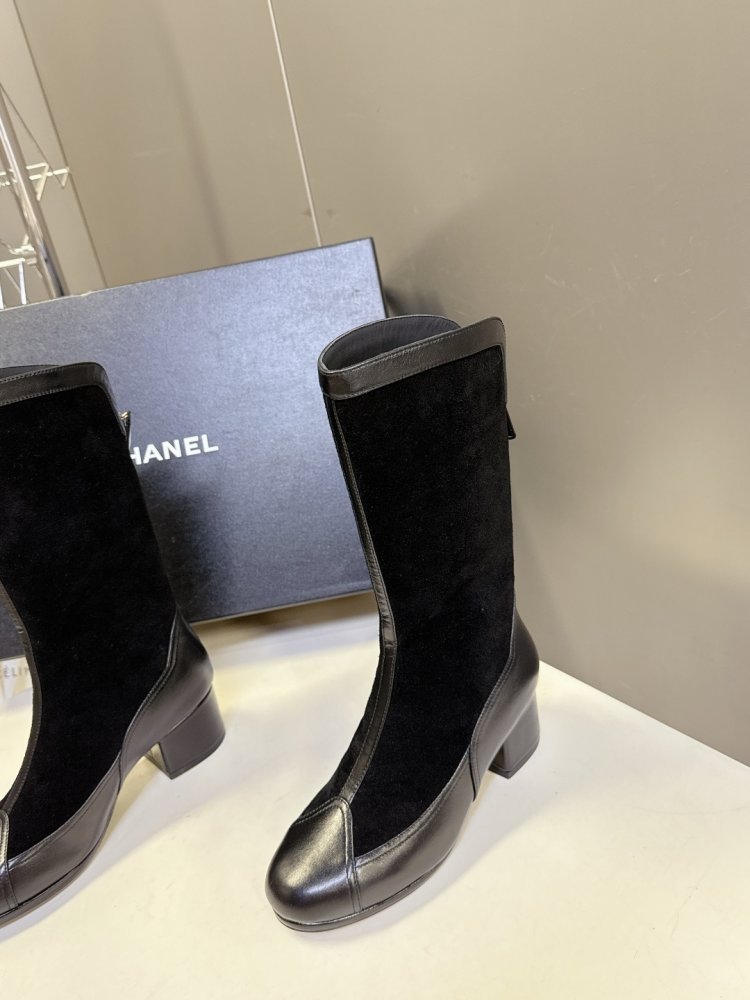 Сапоги женские фото 4