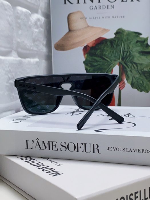 Очки солнцезащитные фото 3