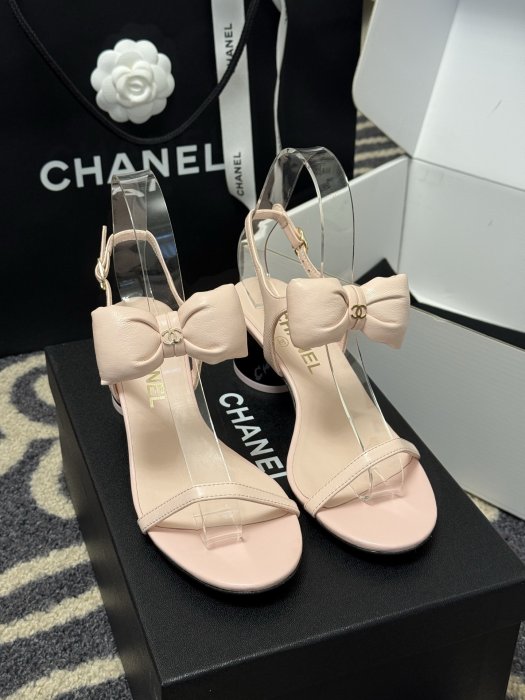 Босоножки фото 2