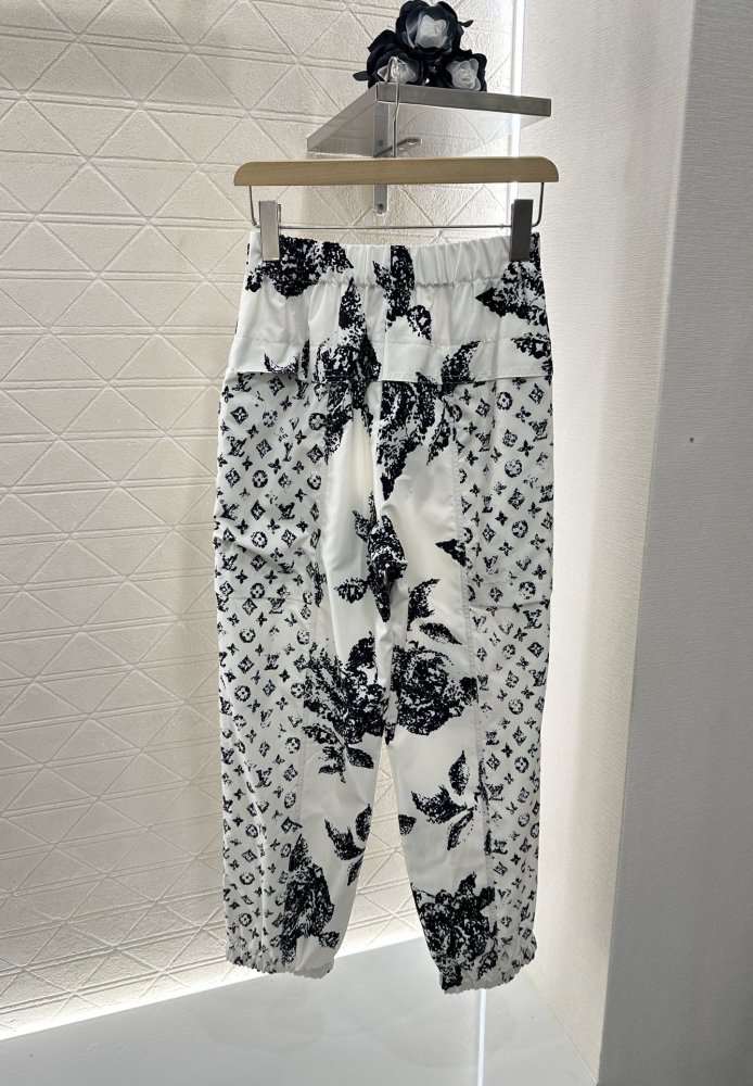 Jacket women's фото 9