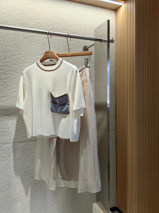 Футболка женская фото 5