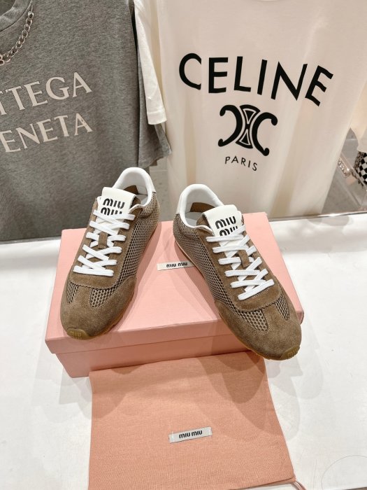 Кроссовки фото 2