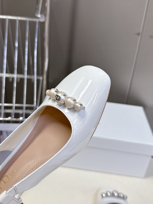 Босоножки фото 7