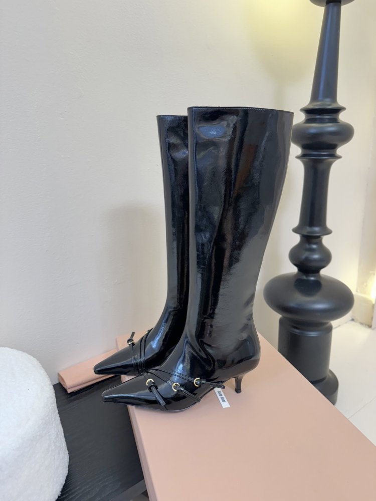 Boots women's фото 4