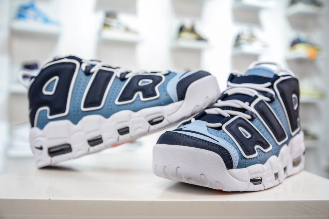 Sneakers NK Air More Uptempo 96 OG фото 4