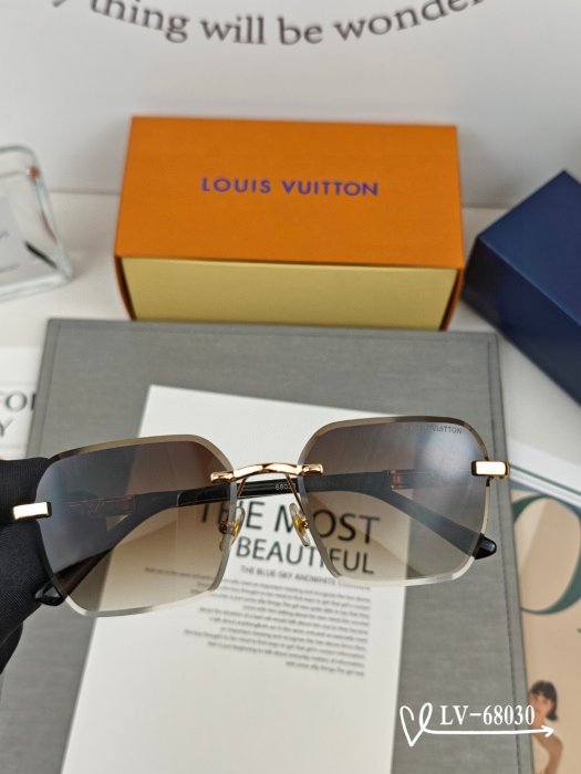 Очки солнцезащитные фото 6