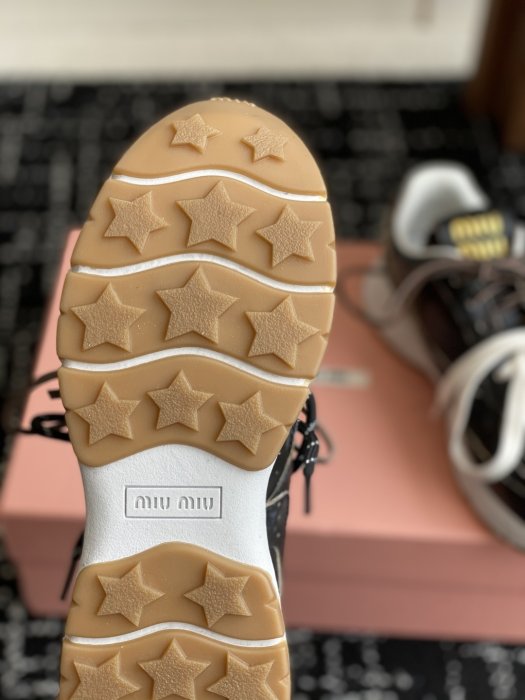 Кроссовки фото 9