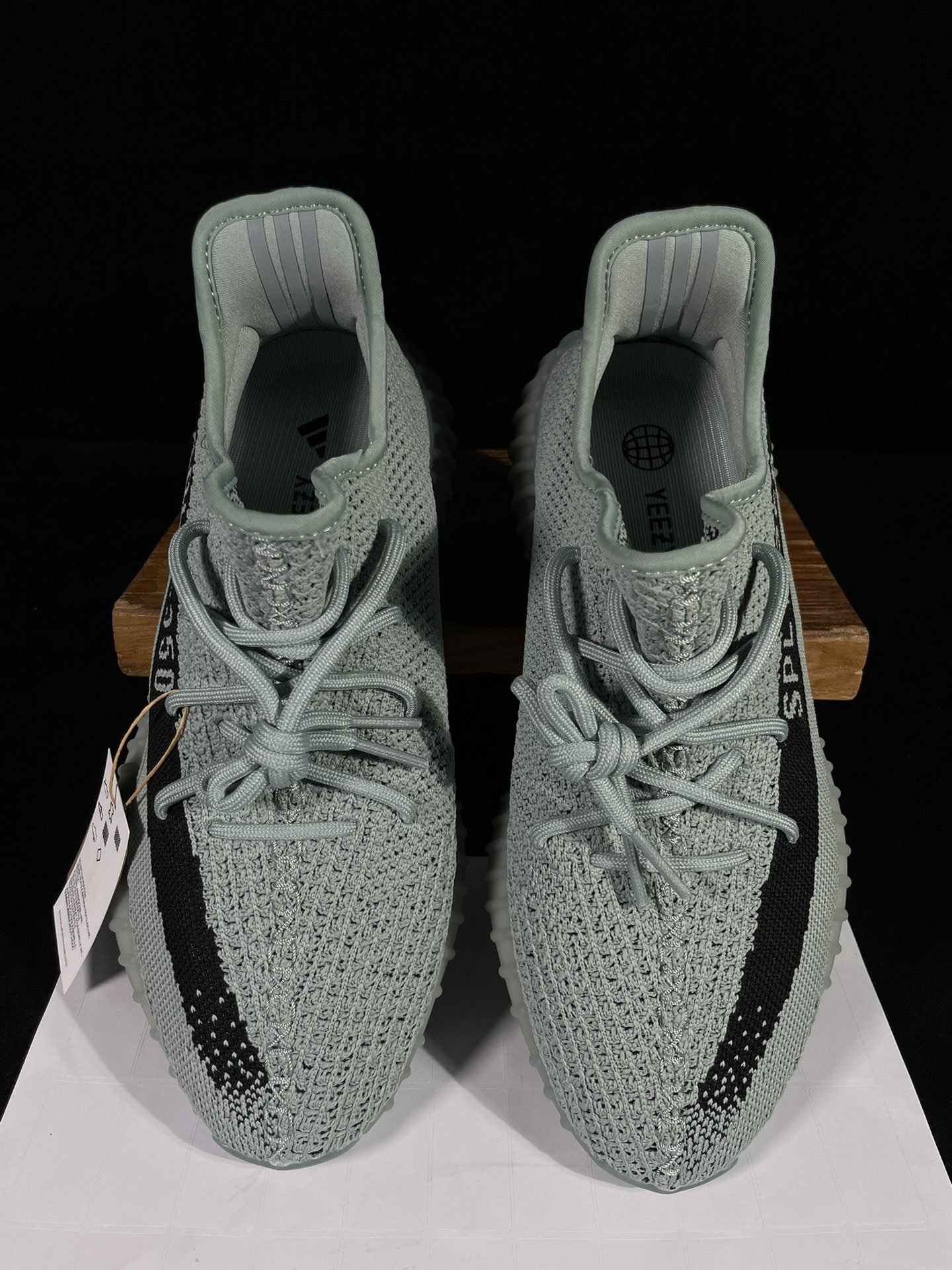 Кроссовки Yeezy 350 V2 HQ2060 фото 6