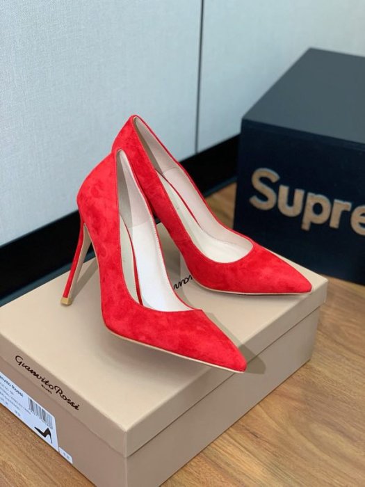 Туфлі жіночі фото 2