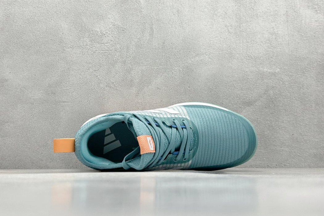 Кроссовки ADIDAS CRAZYFLIGHT MID фото 3