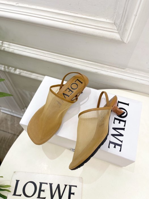 Босоножки фото 3