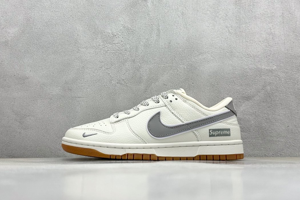 Кроссовки Supreme x Nk SB Dunk Low