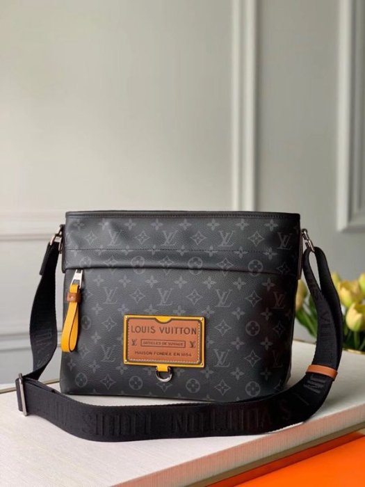 Сумка Besace Zippee мужская M45214 35 см
