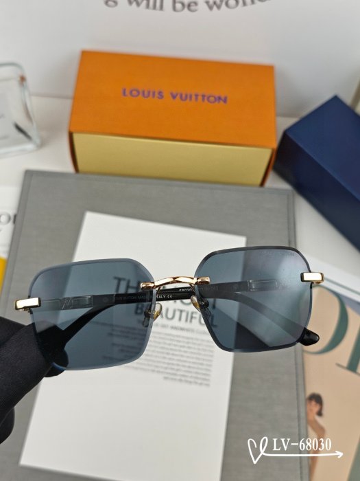 Очки солнцезащитные фото 5