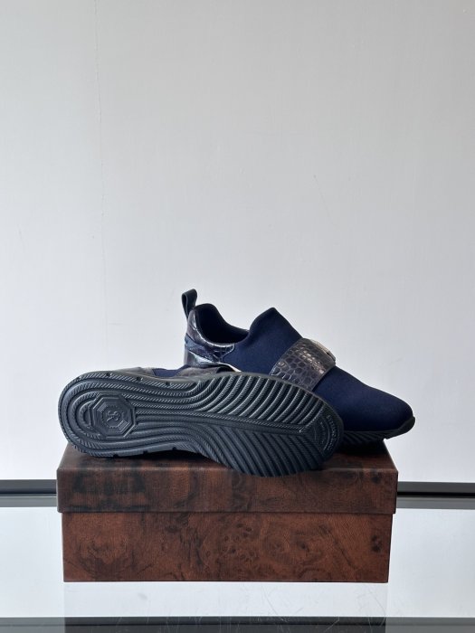 Кросівки фото 9