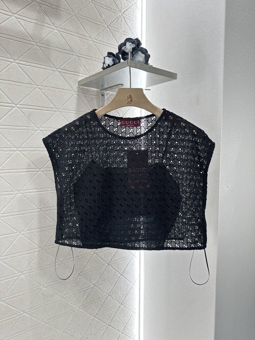 Костюм жіночий фото 2