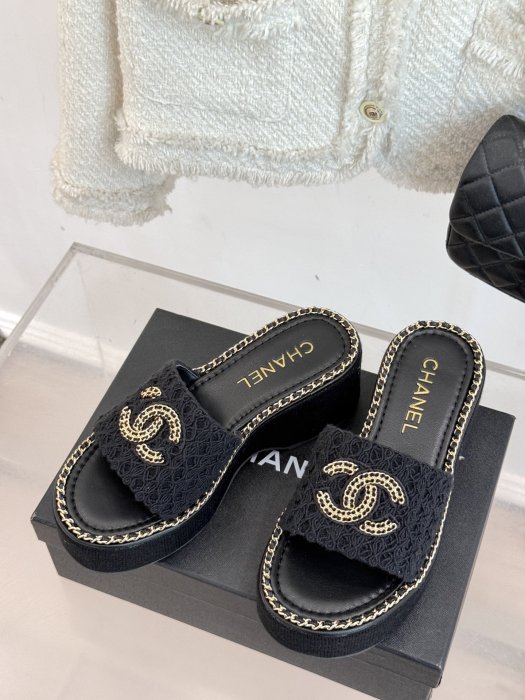 Босоножки фото 2