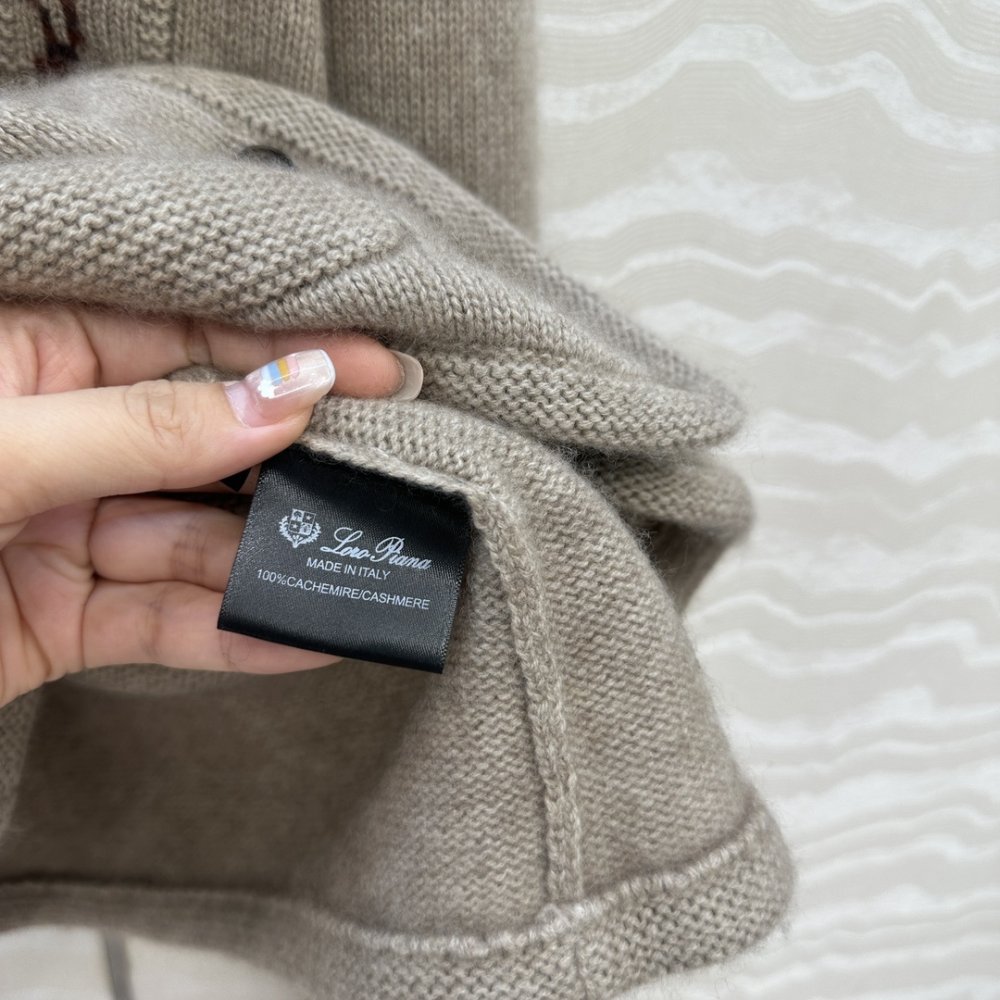 Кофта жіноча фото 8