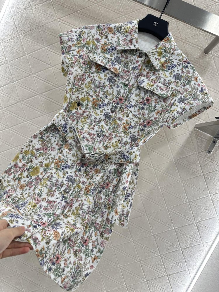 Платье с короткими рукавами и принтом фото 8