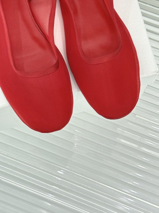 Босоножки фото 7