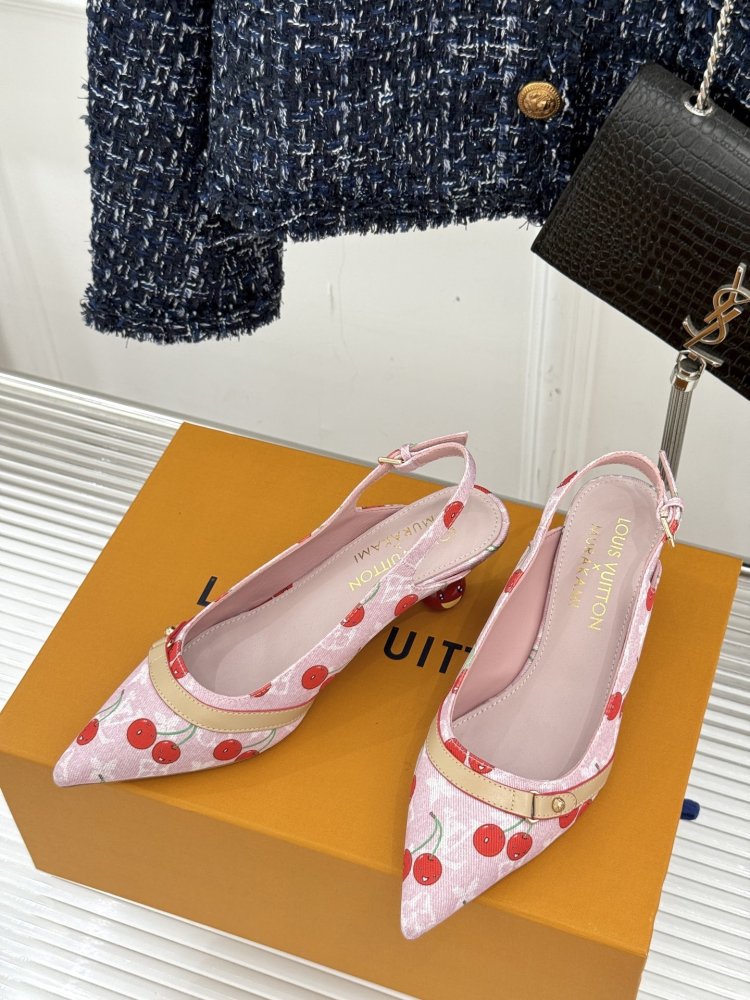 Босоножки фото 2