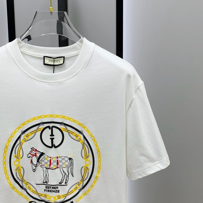 T-shirt men's фото 4